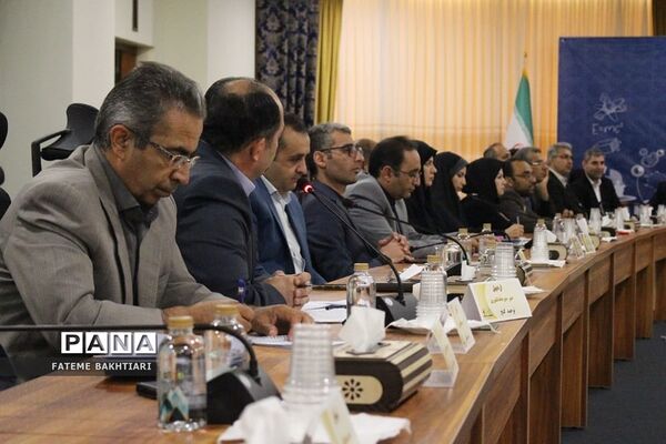 نشست مدیران ادارات تکنولوژی و گروه‌های آموزشی استان‌ها در اردوگاه شهید‌باهنر