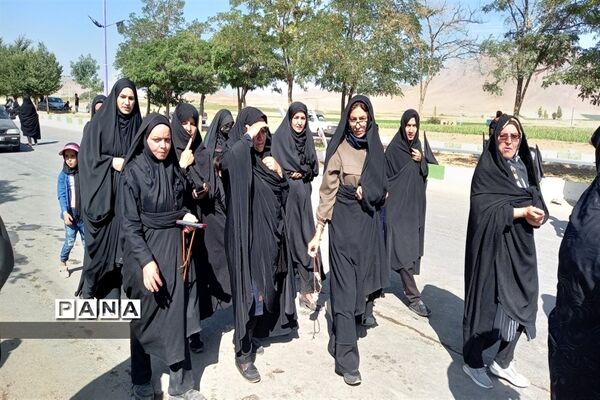 پیاده‌روی جاماندگان اربعین در شهرستان فریدن- استان اصفهان