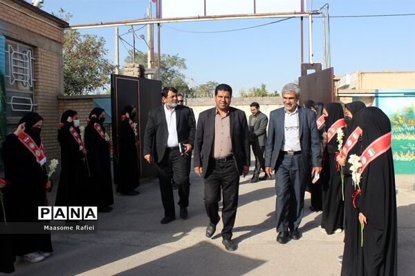 افتتاح مدرسه خیرساز شاهد رهبرنیا در شهرستان گلبهار