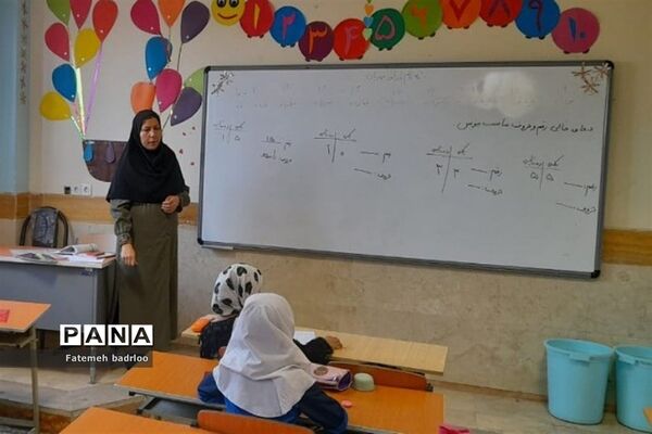 اجرای برنامه‌های اوقات فراغت پایگاه‌های تابستانی در ناحیه دو بهارستان