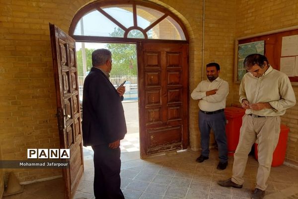 بازدید فرماندار شهرستان بوشهر از ادارات دولتی