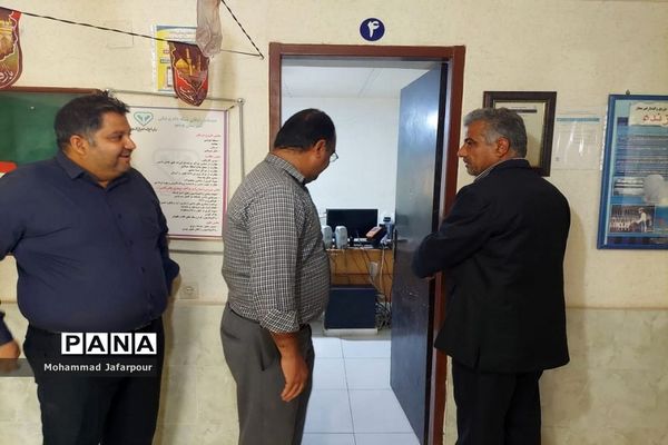 بازدید فرماندار شهرستان بوشهر از ادارات دولتی