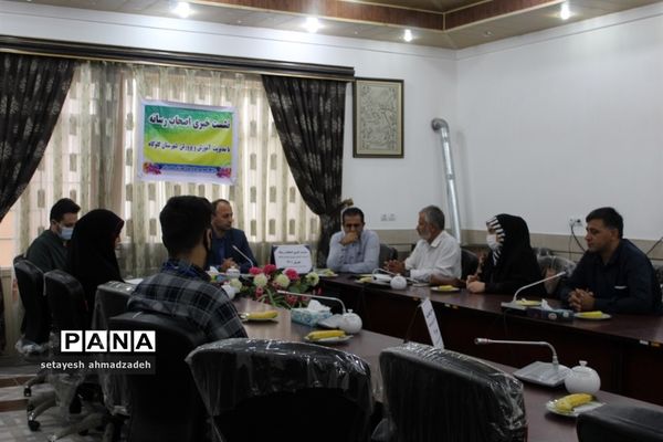 نشست خبرنگاران و اصحاب رسانه با مدیر آموزش و پرورش گلوگاه