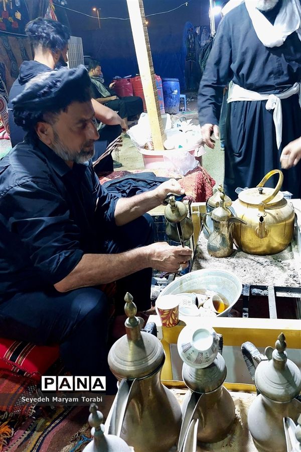 در مسیر بهشت؛ خدمت‌رسانی به زائران حسینی در موکب‌های اربعین