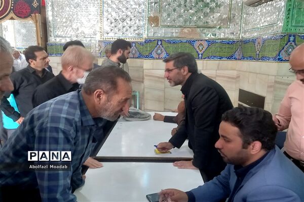 برپایی میز خدمت اداره آموزش و پرورش، کاشمر