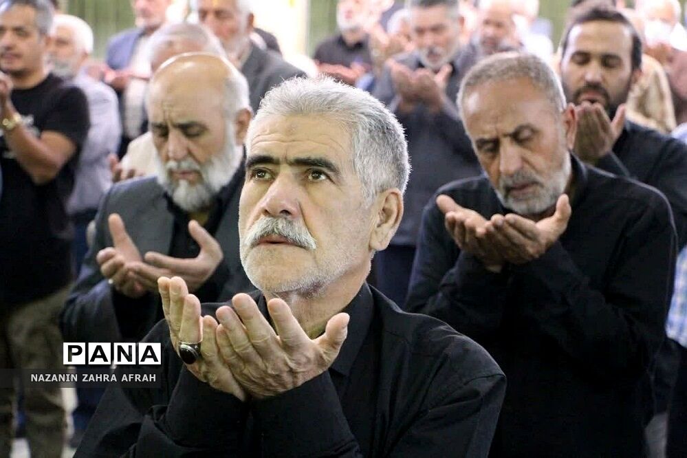 شور حضور باشکوه نمازگران نمازجمعه در رودهن