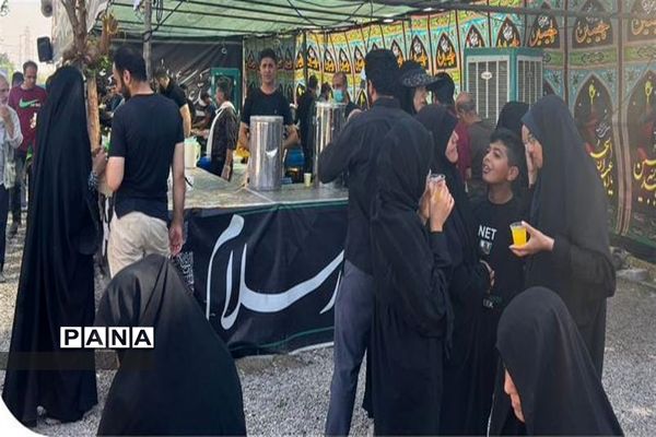 میزبانی مردم اندیمشک از زوار اربعین حسینی