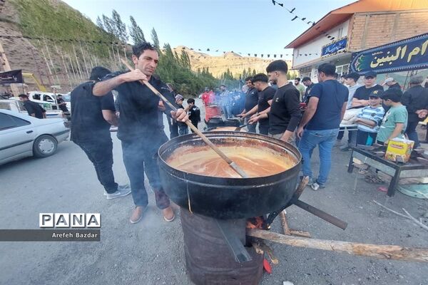 پیاده‌روی جاماندگان اربعین در بلده