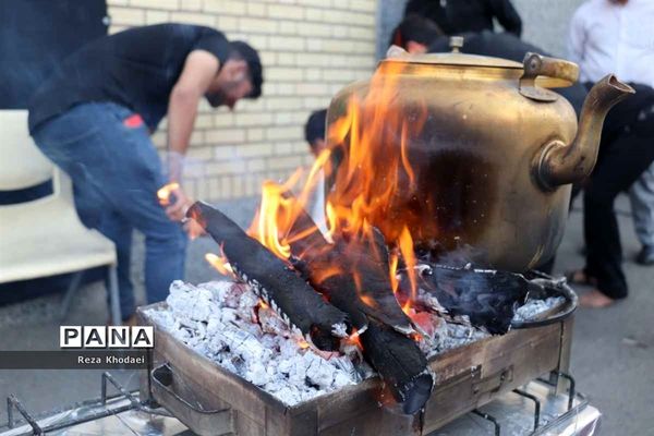 موکب دانش‌آموزی جاماندگان اربعین در تبریز