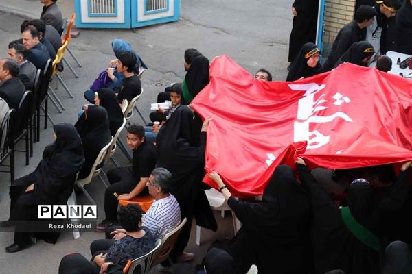 موکب دانش‌آموزی جاماندگان اربعین در تبریز