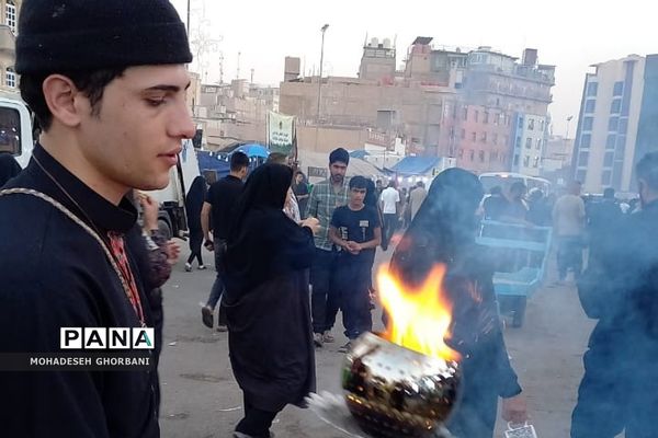 پذیرایی کریمانه مردم عراق از زائران اربعین