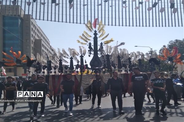 عزاداری در ساحت مقدس امام رضا(ع)