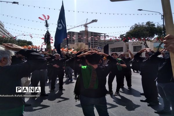 عزاداری در ساحت مقدس امام رضا(ع)