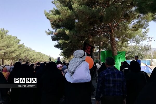 پیاده‌روی اربعین حسینی در کاشمر