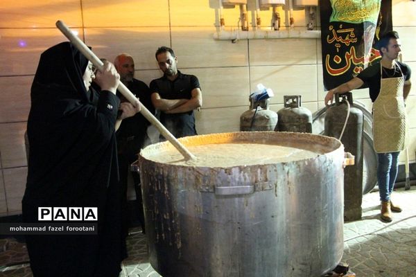 سنت پخت آش غلور در شب اربعین