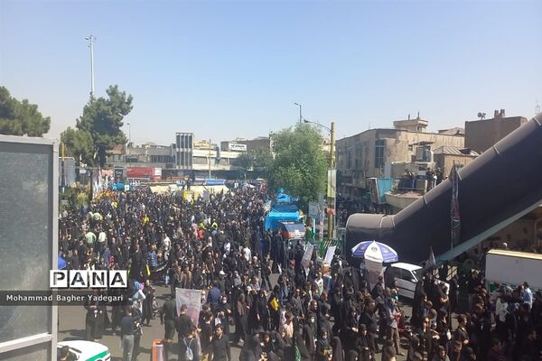 مراسم پیاده‌‌روی دلدادگان حسینی(ع) در تهران