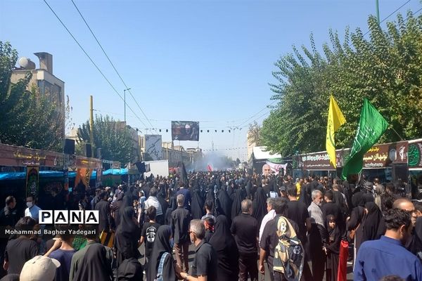 مراسم پیاده‌‌روی دلدادگان حسینی(ع) در تهران
