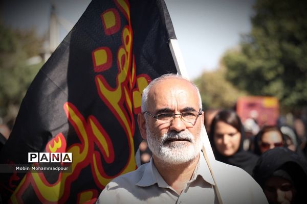 جاماندگان مسیر عشق