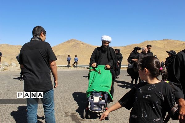 موکب فرزندان حاج قاسم زنجان در پیاده‌روی جاماندگان اربعین حسینی