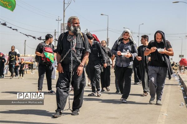 پیاده‌روی عاشقان سیدالشهدا در مسیر کربلا