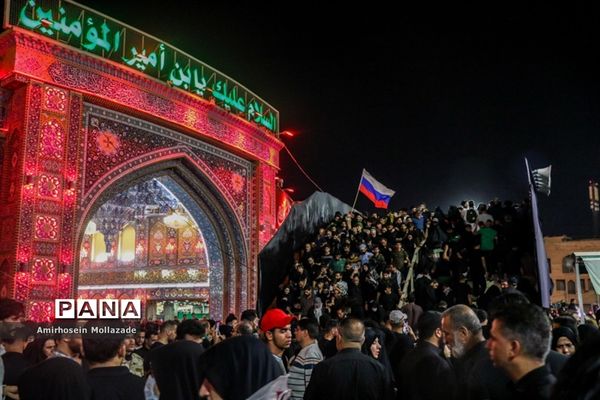 پیاده‌روی عاشقان سیدالشهدا در مسیر کربلا