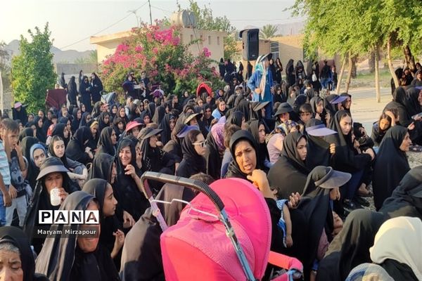 راهپیمایی عظیم جاماندگان اربعین حسینی (ع) در فورگ- استان فارس