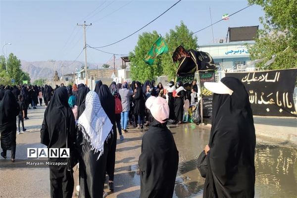 راهپیمایی عظیم جاماندگان اربعین حسینی (ع) در فورگ- استان فارس