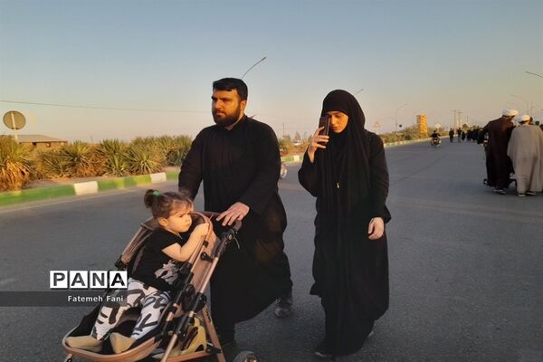 پیاده‌روی جاماندگان اربعین در قم-4