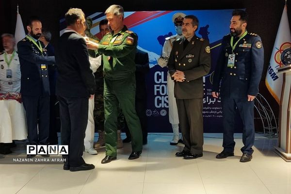 اولین صعود مشترک و بین المللی کوهنوردان ارتش‌های جهان به قله دماوند