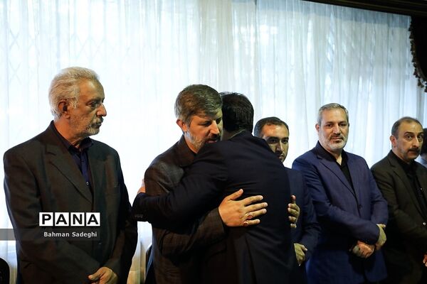 مراسم ترحیم پدر معاون پرورشی و فرهنگی وزارت آموزش و پرورش