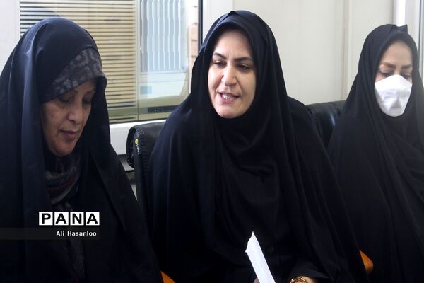 دیدار رئیس و کارشناسان سازمان دانش‌آموزی استان با مدیرکل امور اجتماعی و فرهنگی استانداری زنجان