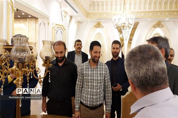 جلسه هم‌اندیشی مدیران مدارس شهرستان قرچک