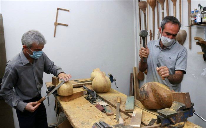 آموزش و کسب مهارت ۵۵۰ هنرجوی صنایع‌دستی در استان فارس