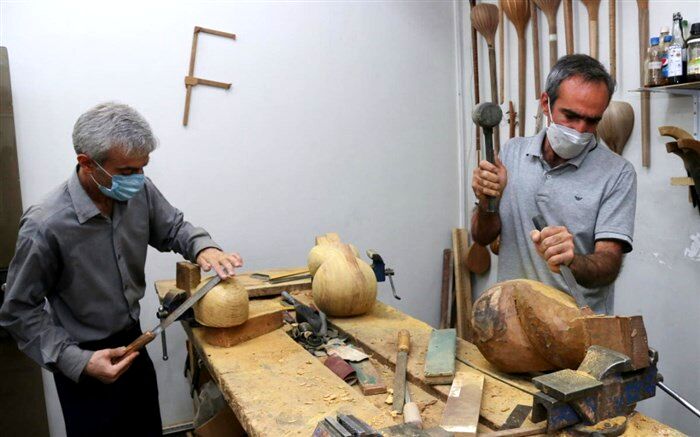 آموزش و کسب مهارت ۵۵۰ هنرجوی صنایع‌دستی در استان فارس