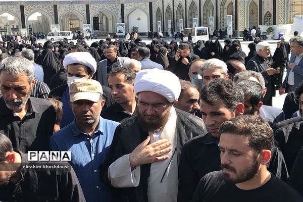 مراسم تشییع پیکر پاک بانوی مومنه مجاهد ملکی درحرم مطهر رضوی