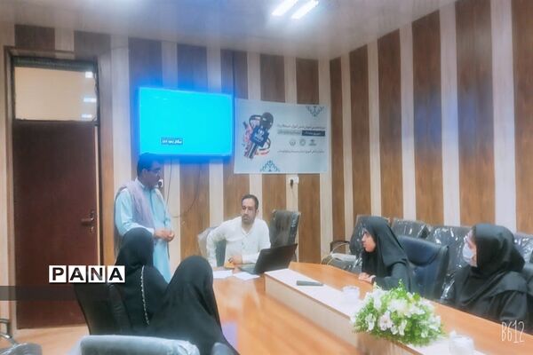 دوره تکمیلی آموزش خبرنگاری دختران در سیستان و بلوچستان