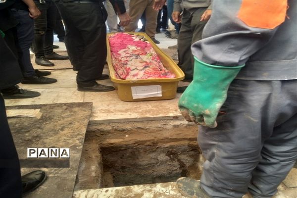 مراسم خاکسپاری معاون پرورشی ناحیه ۳ مشهد مقدس
