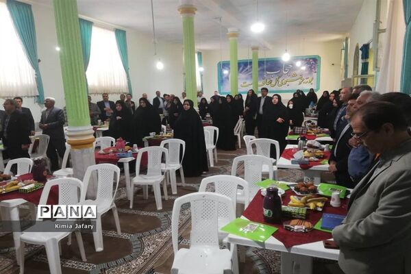 برگزاری جلسه هم‌اندیشی وتوانمند‌سازی مدیران کاشمر