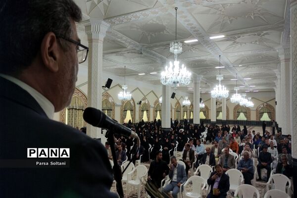 نشست مدیران و معاونان مدارس آموزش و پرورش‌ کاشمر