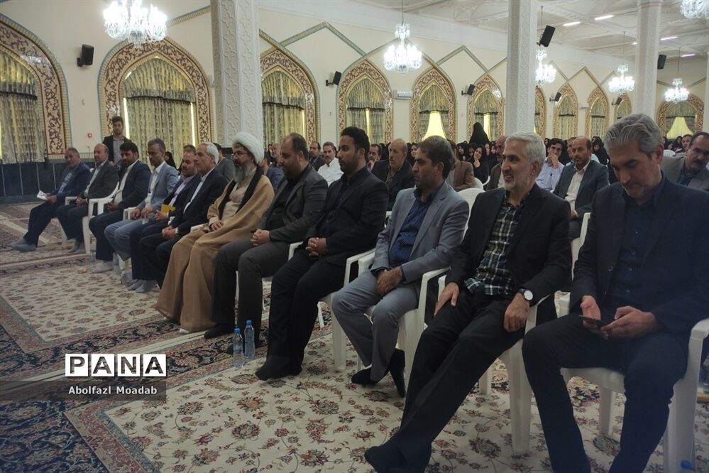 نشست مدیران و معاونان مدارس آموزش و پرورش‌ کاشمر