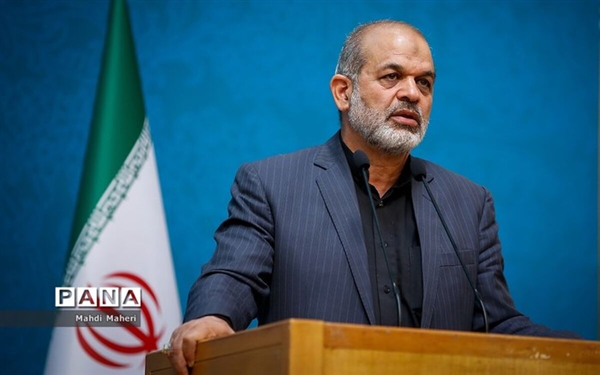 وحیدی: میانگین ماندگاری زوار در مرز ایران ۲۰ دقیقه بود
