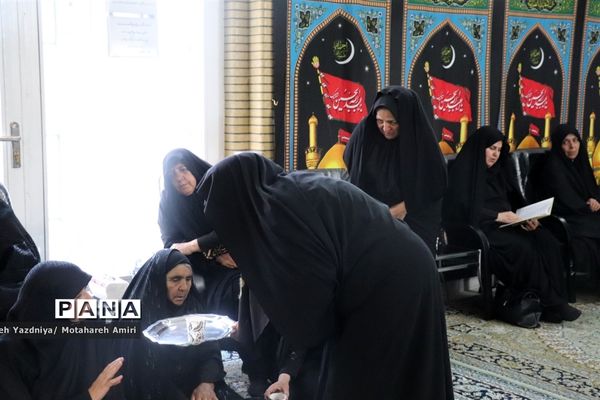 مراسم ترحیم بانوی مجاهد و فرهیخته مریم ملکی فارمد معاون پرورشی ناحیه ۳ مشهد مقدس