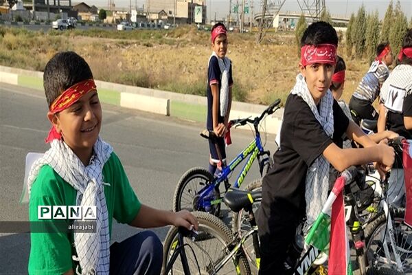 همایش دوچرخه‌سواری دانش‌آموزی به‌مناسبت هفته دفاع مقدس در منطقه کهریزک