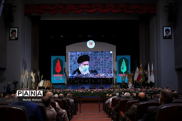 مراسم آیین تجلیل و تکریم پیشکسوت دفاع مقدس و مقاومت استان تهران