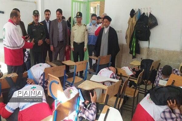 بیست و چهارمین مانور سراسری زلزله و ایمنی مدارس در شهرستان تنگستان اهرم