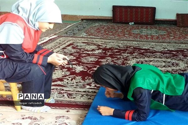 اجرای طرح ورزشی  پاک در آموزشگاه ۱۳ آبان ملارد
