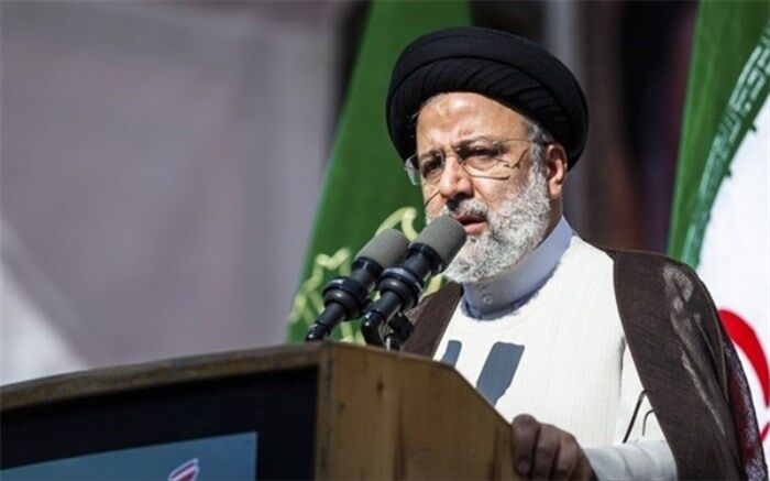 حضور نیروی دریایی در اقیانوس‌ها و آبراه‌های بین‌المللی بسیار اطمینان‌بخش است‌