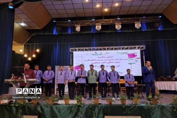 برگزاری مراسم جشن ستارگان در ناحیه 3 شیراز