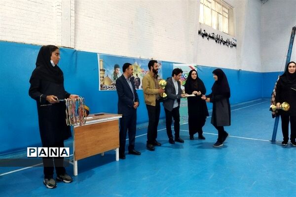 چهلمین دوره مسابقات ورزشی درون‌مدرسه‌ای در شهرستان قرچک