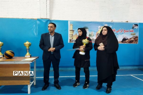 چهلمین دوره مسابقات ورزشی درون‌مدرسه‌ای در شهرستان قرچک